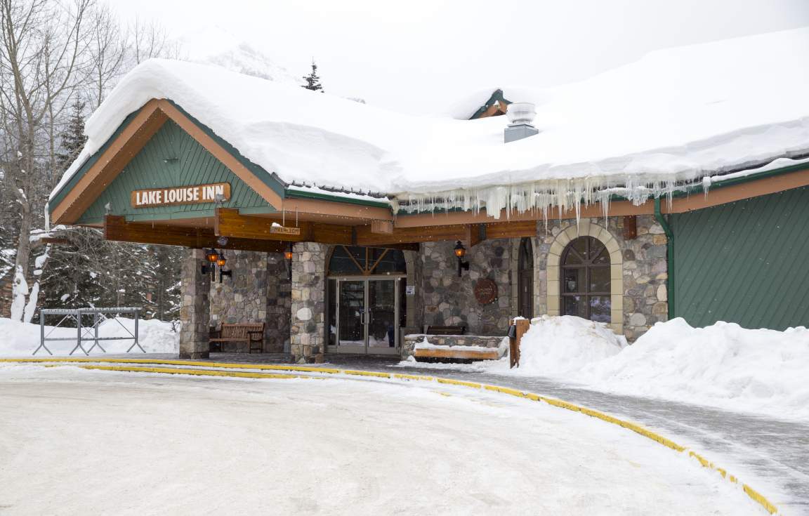 Lake Louise Inn - Winter