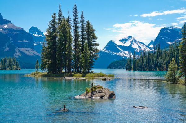 Spirit Island on Maligne Lake, Jasper