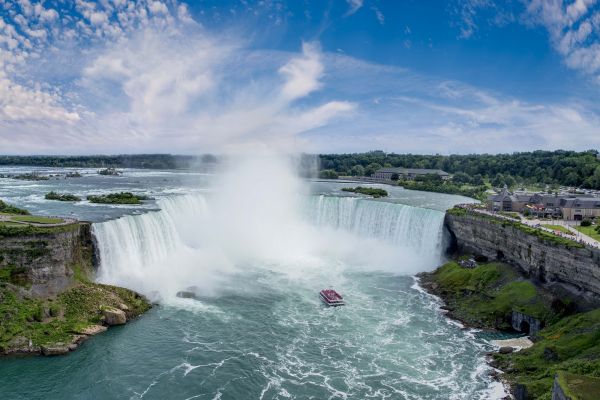 Hornblower Cruises at Niagara Falls