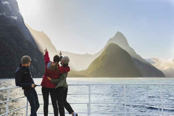 New Zealand Cruise and Coach