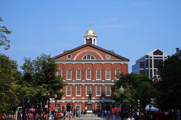 Boston_Faneuil_Hall