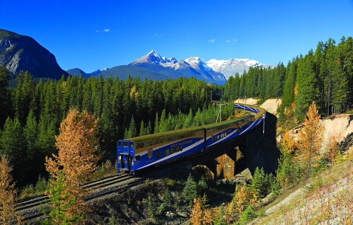 Travel on the Rocky Mountaineer