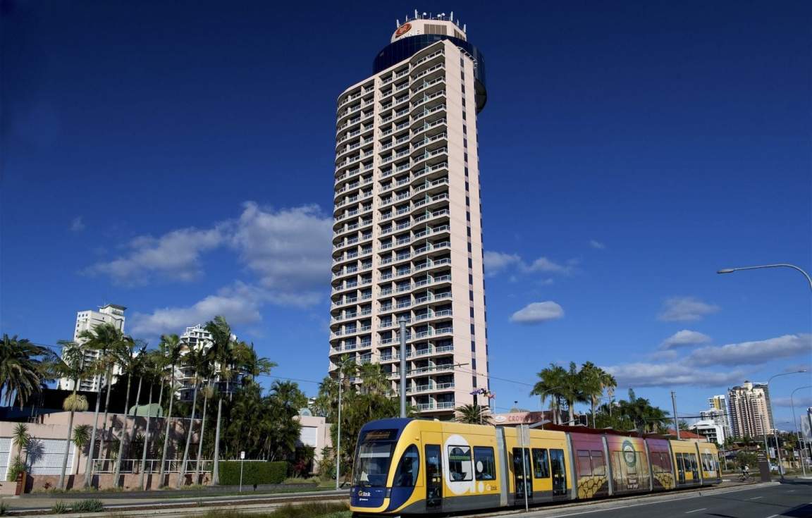 Crowne Plaza Surfers Paradise Exterior