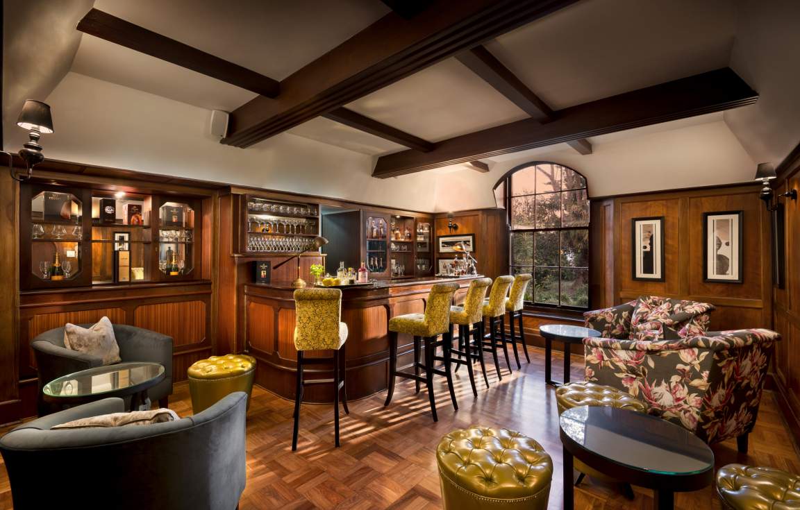 Manor House Bar 
