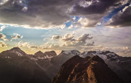 british-columbia-mountains-landscape