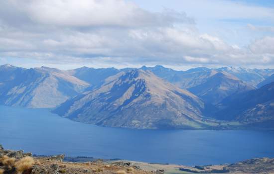 Lake-Wakatipu-Queenstown-Tourism-New-Zealand